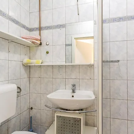 Apartment Awesome In Kavran With Wifi Pavicini